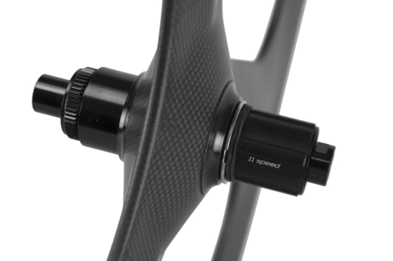 700C V Brake Wheelset 3 Spoke Carbon Bicycle Wheelset 70mm Depth 23mm Width