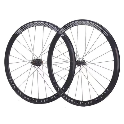 Ultralight 690 Ring Road Bicycle Wheelset Customizable With Colorful Hub