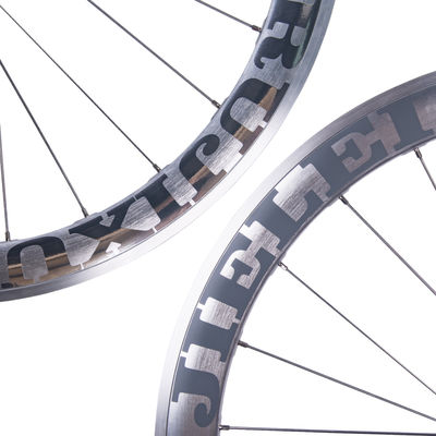 Silver 50mm Height Road Bike Wheelset with High Pressure Rim Tape and V Brake