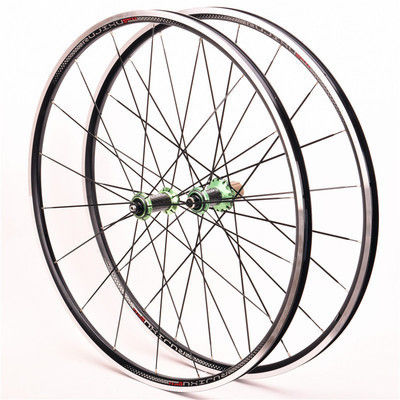 Bon prix Jeu de roues à jante de freinage V Carbon Hub pour vélo de route souple, pneus à chambre à air 18 - 21 trous en ligne