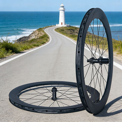 Goede prijs 700C schijfremstel met 60 mm hoog profiel koolstofvezel rand en 36T ratchet hub met middel slotremsysteem online